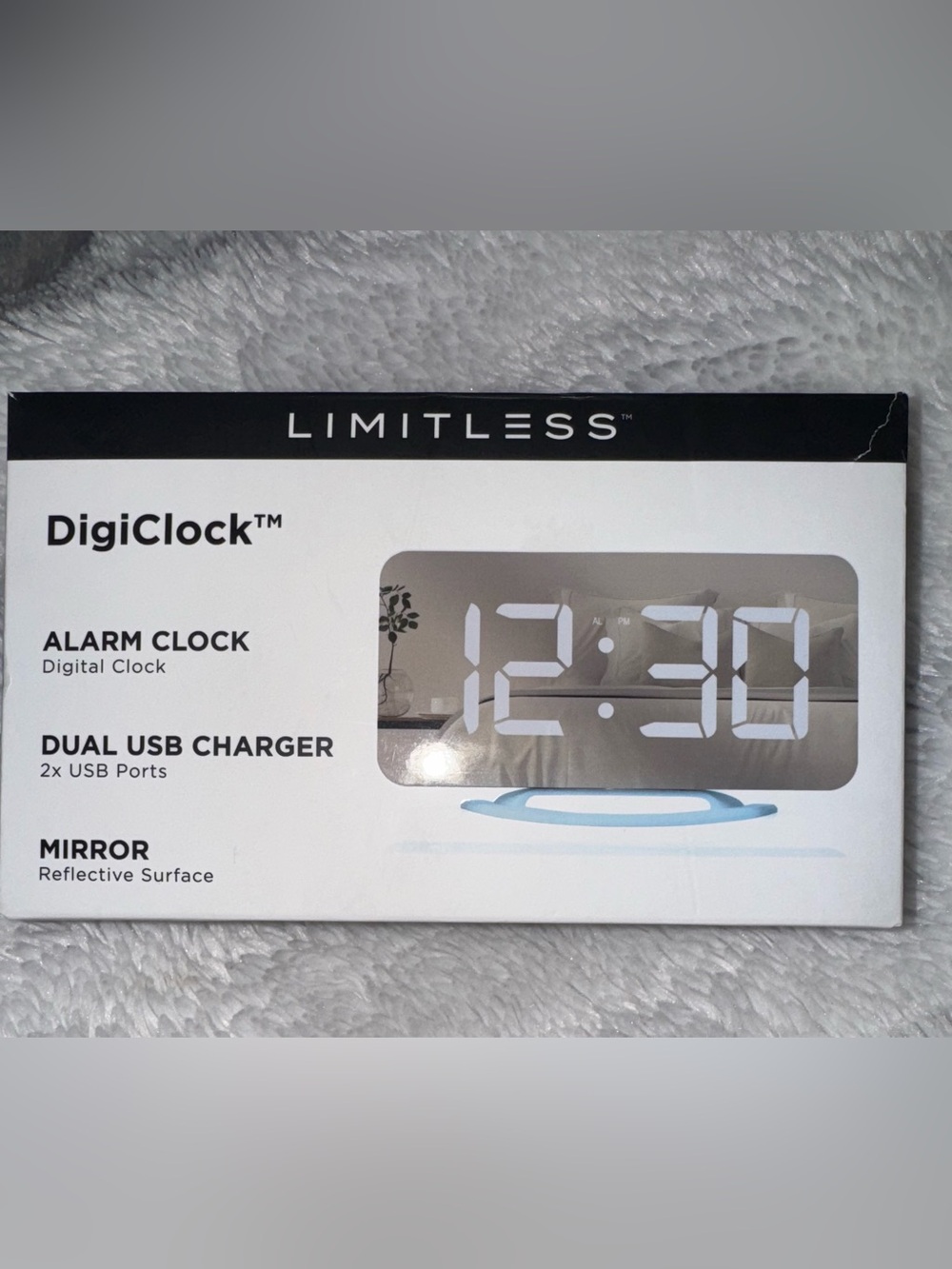 NEW DigiClock With Mirrored Finish And Dual USB Charger & Stand